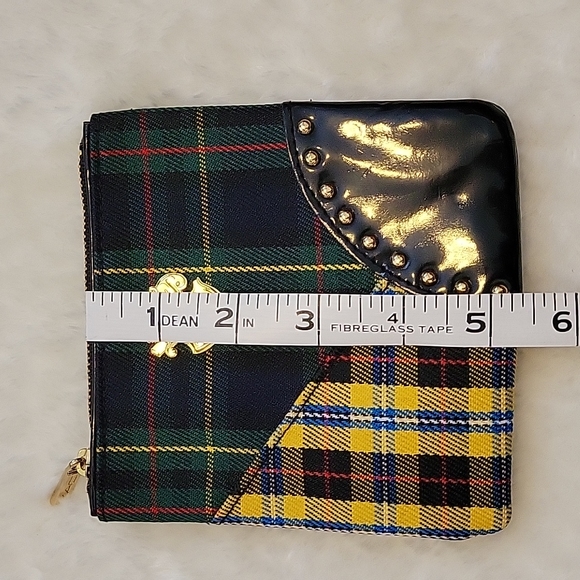 MAC toiletry bag  | Free w/Purchase - Picture 10 of 10